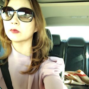 Meet your Posher, Yuna